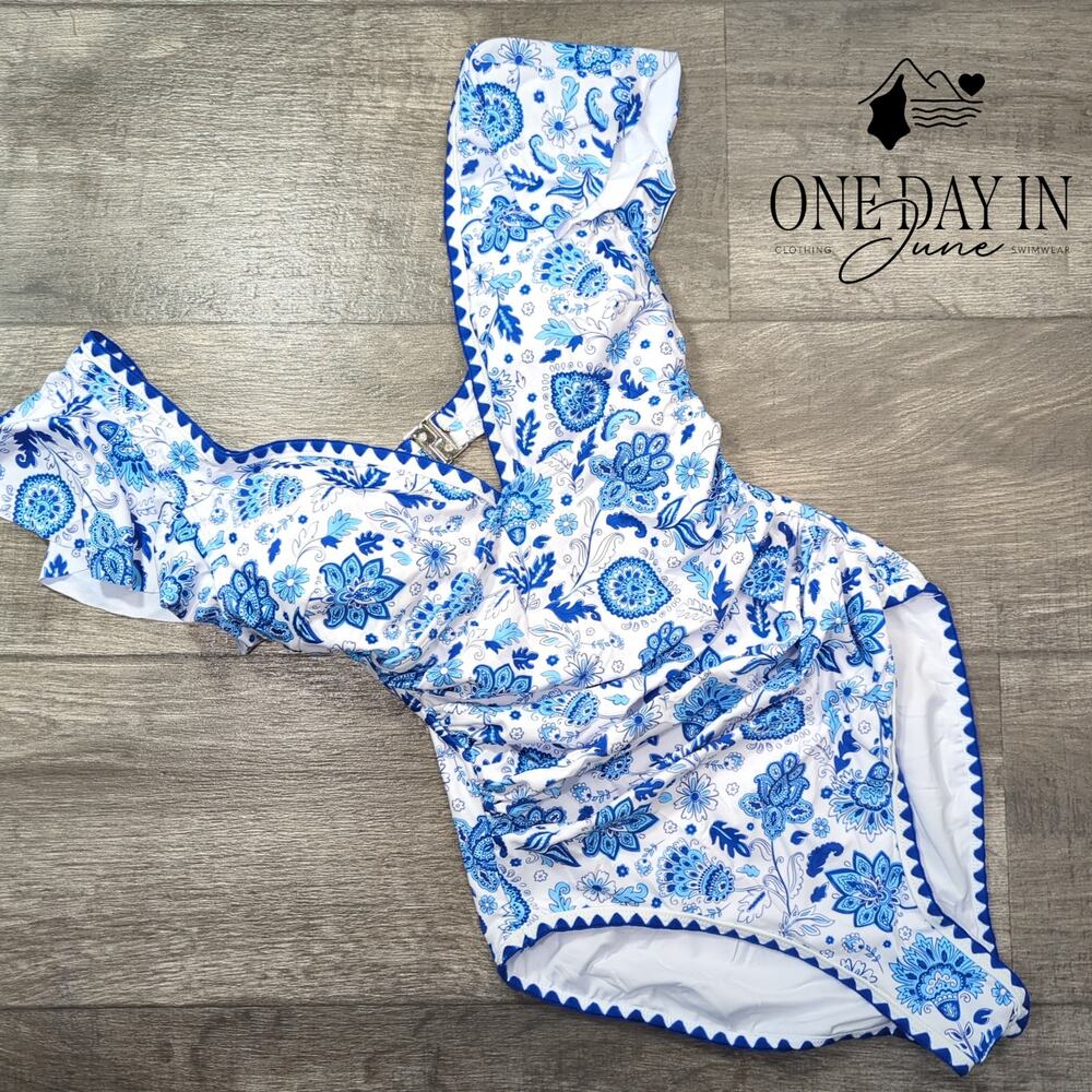 Aidonger Ruffle Shoulder One Piece Swimsuit Size S - Picture 2 of 6